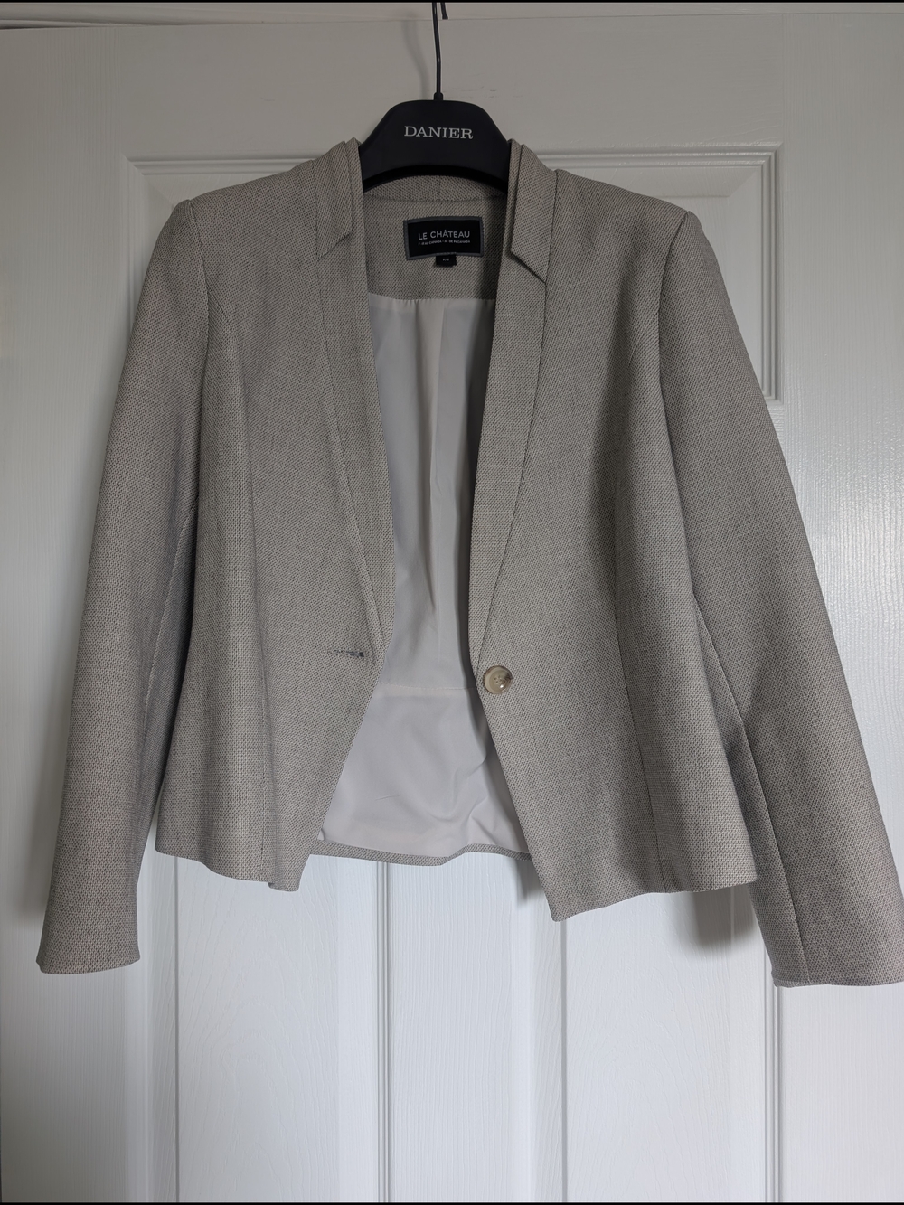 Le Chateau Women's Cream/Light Grey Tailored Blazer, Single Button, Size S